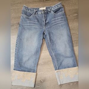 Tribal Embroidered Cropped Capri Jeans